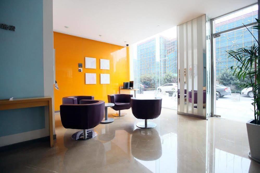 Ibis Ningbo Qianhu Plaza Hotel Bagian luar foto